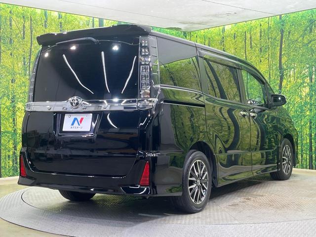 ヴォクシー ＺＳ　煌　寒冷地仕様　両側電動ドア　純正９型ナビ　バックカメラ　禁煙車　スマートキー　ＬＥＤヘッド　ビルトインＥＴＣ　純正１６インチＡＷ　ダブルオートエアコン　Ｂｌｕｅｔｏｏｔｈ　ＤＶＤ再生　フルセグ　７人乗（17枚目）