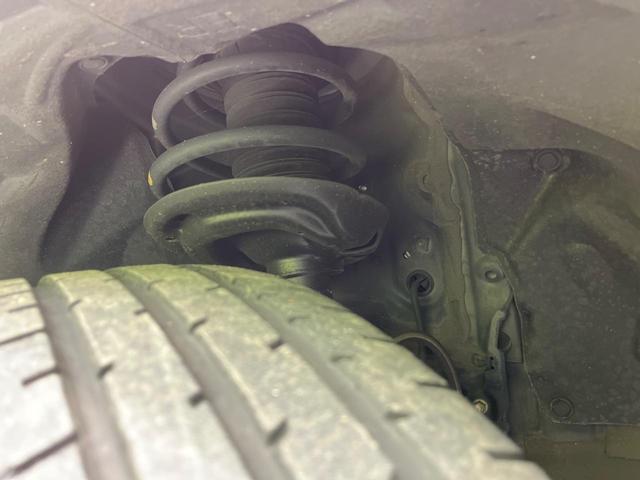 ハリアー Z 4WD 調光パノラマルーフ 純正12.3型ナビ 全周囲カメラ JBLサウンド 寒冷地仕様 レーダークルーズ ワイヤレス充電 ブラウン内装 禁煙車 電動リアゲート ハーフレザー 前後ドラレコ フルセグ(20枚目)