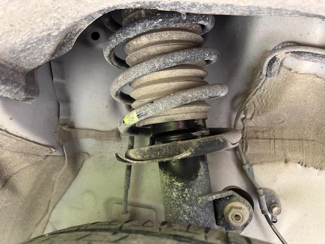 タント Ｘ　４ＷＤ　電動スライドドア　純正９型ディスプレイオーディオ　バックカメラ　衝突被害軽減システム　シートヒーター　禁煙車　コーナーセンサー　車線逸脱警報　オートライト　オートエアコン　フルセグ（20枚目）