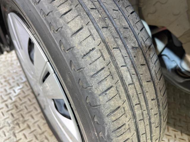 タント Ｘ　４ＷＤ　電動スライドドア　純正９型ディスプレイオーディオ　バックカメラ　衝突被害軽減システム　シートヒーター　禁煙車　コーナーセンサー　車線逸脱警報　オートライト　オートエアコン　フルセグ（21枚目）