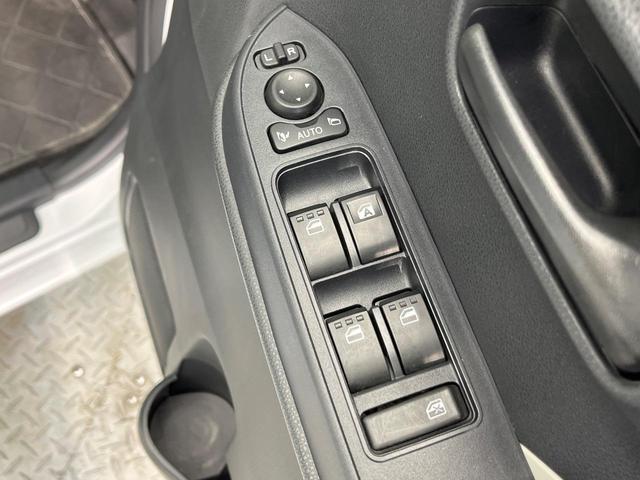 タント Ｘ　４ＷＤ　電動スライドドア　純正９型ディスプレイオーディオ　バックカメラ　衝突被害軽減システム　シートヒーター　禁煙車　コーナーセンサー　車線逸脱警報　オートライト　オートエアコン　フルセグ（43枚目）