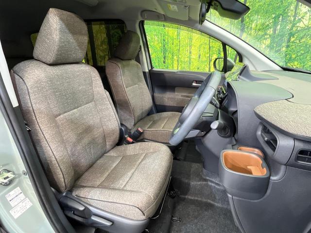 シエンタ ハイブリッドＺ　４ＷＤ　両側電動ドア　純正１０．５型ナビ　全周囲カメラ　衝突被害軽減　レーダークルーズ　ブラインドスポットモニター　禁煙車　シートヒーター　ＬＥＤヘッド　ＥＴＣ２．０　純正ＯＰ１５インチＡＷ　ドラレコ（9枚目）