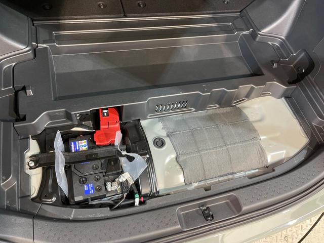 シエンタ ハイブリッドＺ　４ＷＤ　両側電動ドア　純正１０．５型ナビ　全周囲カメラ　衝突被害軽減　レーダークルーズ　ブラインドスポットモニター　禁煙車　シートヒーター　ＬＥＤヘッド　ＥＴＣ２．０　純正ＯＰ１５インチＡＷ　ドラレコ（35枚目）