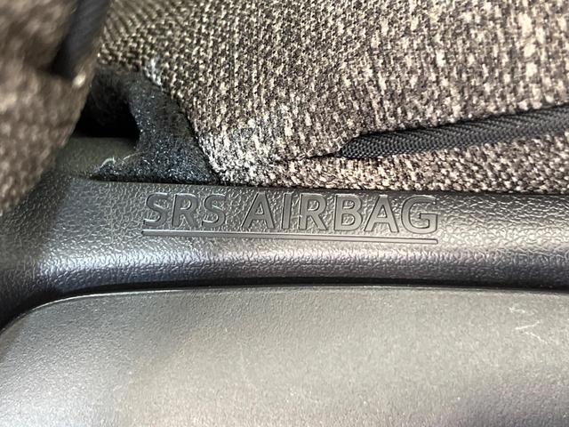 シエンタ ハイブリッドＺ　４ＷＤ　両側電動ドア　純正１０．５型ナビ　全周囲カメラ　衝突被害軽減　レーダークルーズ　ブラインドスポットモニター　禁煙車　シートヒーター　ＬＥＤヘッド　ＥＴＣ２．０　純正ＯＰ１５インチＡＷ　ドラレコ（46枚目）