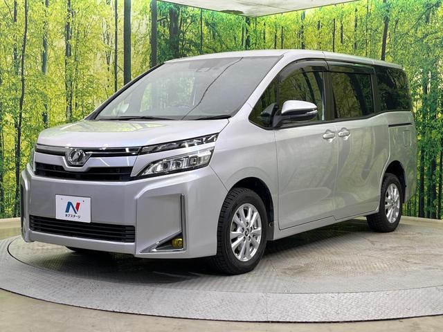 ヴォクシー Ｖ　４ＷＤ　両側電動ドア　フリップダウンモニター　純正９型ナビ　バックカメラ　衝突被害軽減システム　シートヒーター　禁煙車　前後ドラレコ　ＥＴＣ２．０　クルコン　純正１５インチＡＷ　フルセグ（22枚目）