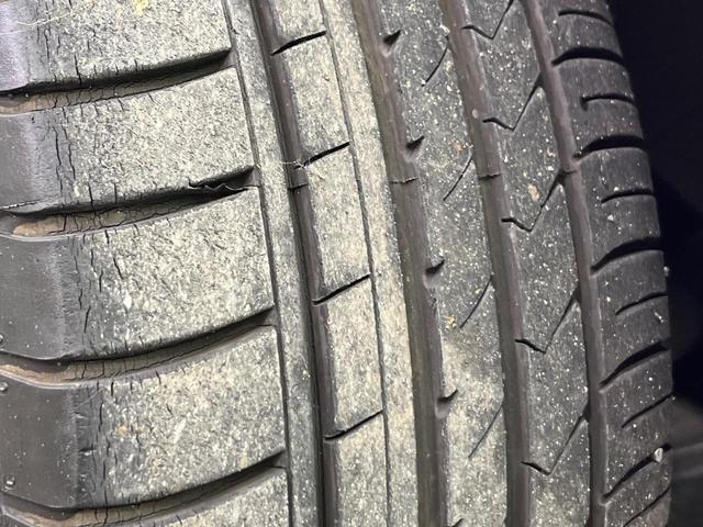 ヴェルファイア 2.4Z プラチナムセレクション 両側電動ドア HDDナビ バックカメラ 禁煙車 電動リアゲート コーナーセンサー スマートキー HIDヘッド ビルトインETC クルコン ダブルオートエアコン 7人 純正18インチAW(29枚目)