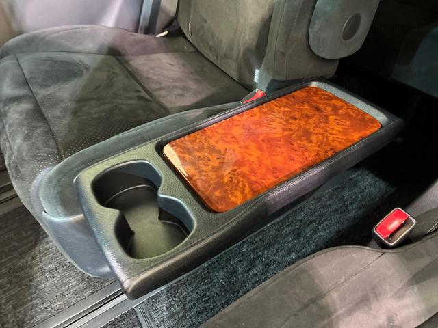 ヴェルファイア 2.4Z プラチナムセレクション 両側電動ドア HDDナビ バックカメラ 禁煙車 電動リアゲート コーナーセンサー スマートキー HIDヘッド ビルトインETC クルコン ダブルオートエアコン 7人 純正18インチAW(36枚目)