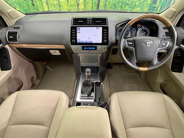 ランドクルーザープラド ＴＸ　Ｌパッケージ　マットブラックエディション　４ＷＤ　７人乗り　サンルーフ　フリップダウンモニター　純正９型ナビ　全周囲カメラ　衝突被害軽減　レーダークルーズ　ＨＤＭＩ接続　禁煙車　ベージュ革シート　シートエアコン　前後ドラレコ　コーナーセンサー（2枚目）