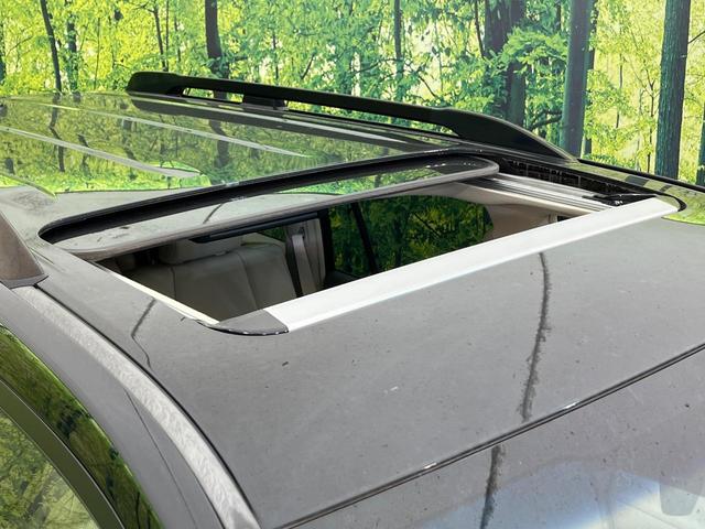 ランドクルーザープラド ＴＸ　Ｌパッケージ　マットブラックエディション　４ＷＤ　７人乗り　サンルーフ　フリップダウンモニター　純正９型ナビ　全周囲カメラ　衝突被害軽減　レーダークルーズ　ＨＤＭＩ接続　禁煙車　ベージュ革シート　シートエアコン　前後ドラレコ　コーナーセンサー（3枚目）