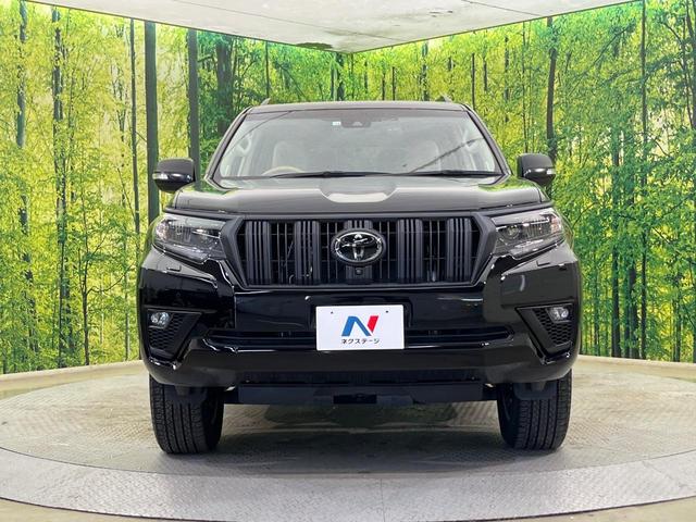 ランドクルーザープラド ＴＸ　Ｌパッケージ　マットブラックエディション　４ＷＤ　７人乗り　サンルーフ　フリップダウンモニター　純正９型ナビ　全周囲カメラ　衝突被害軽減　レーダークルーズ　ＨＤＭＩ接続　禁煙車　ベージュ革シート　シートエアコン　前後ドラレコ　コーナーセンサー（15枚目）