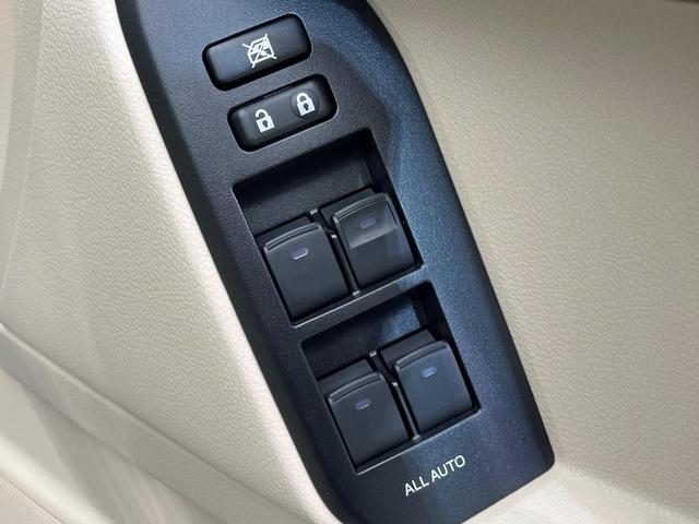 ランドクルーザープラド ＴＸ　Ｌパッケージ　マットブラックエディション　４ＷＤ　７人乗り　サンルーフ　フリップダウンモニター　純正９型ナビ　全周囲カメラ　衝突被害軽減　レーダークルーズ　ＨＤＭＩ接続　禁煙車　ベージュ革シート　シートエアコン　前後ドラレコ　コーナーセンサー（55枚目）