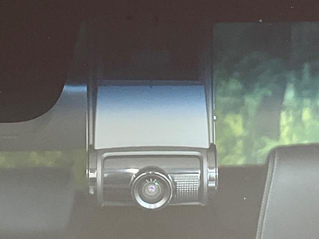 N-BOXカスタム G・Lターボホンダセンシング ターボ 両側電動ドア 純正ナビ バックカメラ 衝突被害軽減 アダプティブクルーズ 禁煙車 ドラレコ LEDヘッド ビルトインETC 純正15インチAW パドルシフト フルセグ Bluetooth(8枚目)