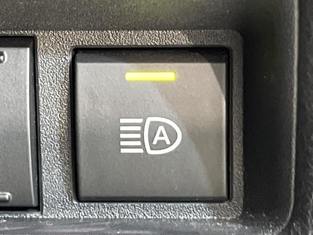 シエンタ ハイブリッドZ 4WD ハンズフリー両側電動ドア 純正10.5型ナビ 全周囲カメラ 1500W電源 衝突被害軽減 レーダークルーズ ブラインドスポットモニター 禁煙車 ドラレコ ETC2.0 純正OP15インチAW(48枚目)