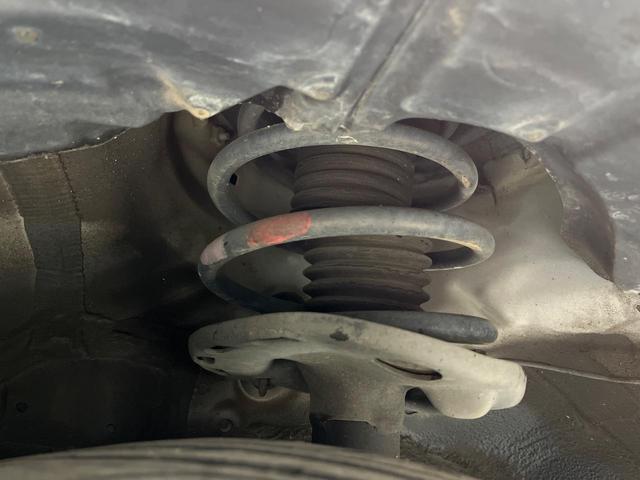 プリウス S 後期型 純正ナビ バックカメラ 禁煙車 スマートキー HIDヘッド ビルトインETC 純正15インチアルミ オートライト オートエアコン Bluetooth CD DVD再生 フルセグ(20枚目)