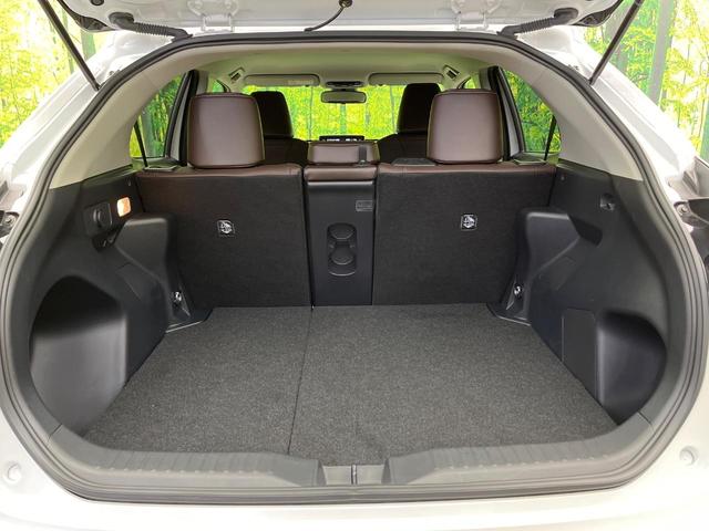 ヤリスクロス ハイブリッドZ 純正8型ナビ バックカメラ 衝突被害軽減システム レーダークルーズ 禁煙車 ハーフレザー パワーシート コーナーセンサー LEDヘッド ビルトインETC 純正18インチAW Bluetooth(11枚目)