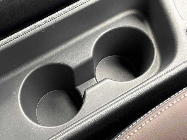 ヤリスクロス ハイブリッドZ 純正8型ナビ バックカメラ 衝突被害軽減システム レーダークルーズ 禁煙車 ハーフレザー パワーシート コーナーセンサー LEDヘッド ビルトインETC 純正18インチAW Bluetooth(64枚目)