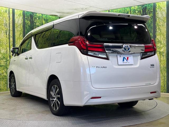 アルファードハイブリッド Ｇ　Ｆパッケージ　４ＷＤ　サンルーフ　フリップダウンモニター　両側電動ドア　純正１０．５型ナビ　バックカメラ　衝突被害軽減　レーダークルーズ　電動リアゲート　ベージュ革シート　ドラレコ　コーナーセンサー（28枚目）