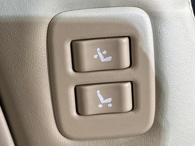 アルファードハイブリッド Ｇ　Ｆパッケージ　４ＷＤ　サンルーフ　フリップダウンモニター　両側電動ドア　純正１０．５型ナビ　バックカメラ　衝突被害軽減　レーダークルーズ　電動リアゲート　ベージュ革シート　ドラレコ　コーナーセンサー（43枚目）