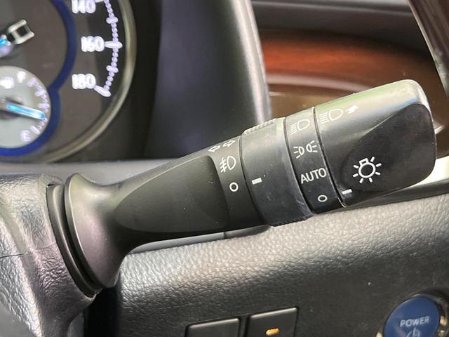 アルファードハイブリッド Ｇ　Ｆパッケージ　４ＷＤ　サンルーフ　フリップダウンモニター　両側電動ドア　純正１０．５型ナビ　バックカメラ　衝突被害軽減　レーダークルーズ　電動リアゲート　ベージュ革シート　ドラレコ　コーナーセンサー（61枚目）