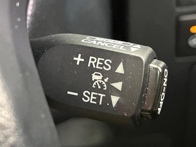 アルファードハイブリッド Ｇ　Ｆパッケージ　４ＷＤ　サンルーフ　フリップダウンモニター　両側電動ドア　純正１０．５型ナビ　バックカメラ　衝突被害軽減　レーダークルーズ　電動リアゲート　ベージュ革シート　ドラレコ　コーナーセンサー（63枚目）