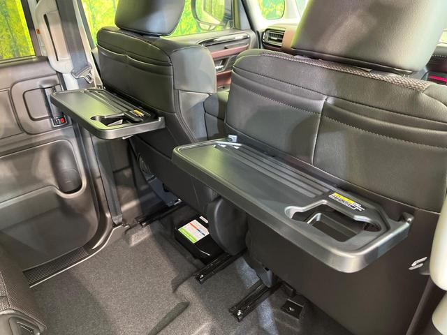 スペーシアカスタム ハイブリッドＸＳ　届出済未使用車　両側電動ドア　衝突被害軽減システム　レーダークルーズ　ヘッドアップディスプレイ　シーケンシャルウィンカー　マルチユースフラップ　純正１５インチＡＷ　車線逸脱警報　シートヒーター（41枚目）