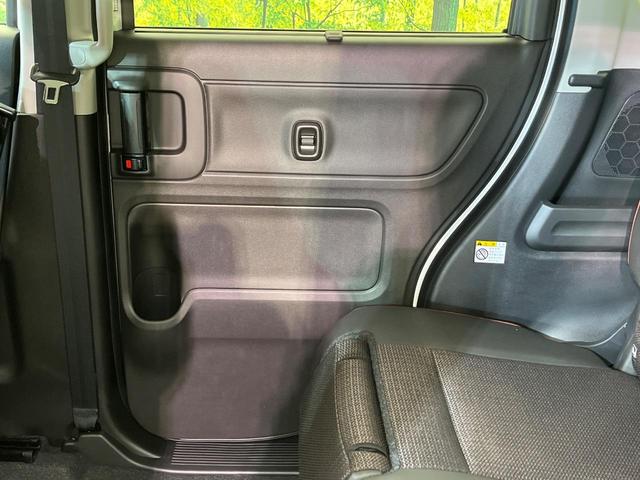 スペーシアカスタム ハイブリッドＸＳ　届出済未使用車　両側電動ドア　衝突被害軽減システム　レーダークルーズ　ヘッドアップディスプレイ　シーケンシャルウィンカー　マルチユースフラップ　純正１５インチＡＷ　車線逸脱警報　シートヒーター（44枚目）