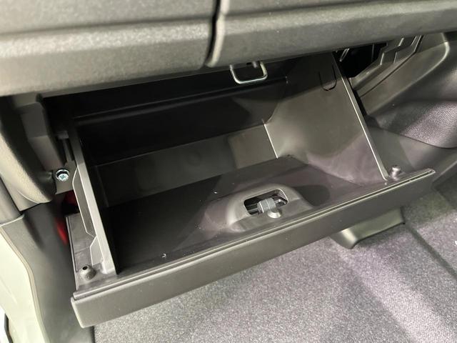 スペーシアカスタム ハイブリッドＸＳ　届出済未使用車　両側電動ドア　衝突被害軽減システム　レーダークルーズ　ヘッドアップディスプレイ　シーケンシャルウィンカー　マルチユースフラップ　純正１５インチＡＷ　車線逸脱警報　シートヒーター（47枚目）