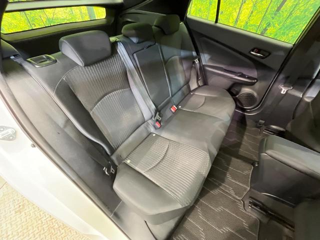 プリウス Ｓセーフティプラス　純正９型ナビ　バックカメラ　衝突被害軽減　レーダークルーズ　ヘッドアップディスプレイ　パーキングアシスト　禁煙車　ドラレコ　コーナーセンサー　スマートキー　ＥＴＣ　ＬＥＤヘッド　純正１５インチＡＷ（10枚目）