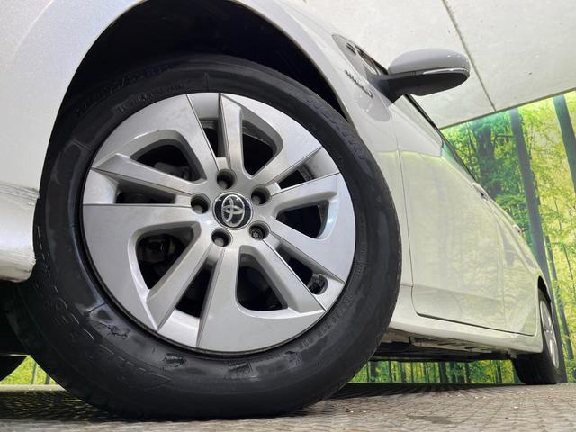 プリウス Ｓセーフティプラス　純正９型ナビ　バックカメラ　衝突被害軽減　レーダークルーズ　ヘッドアップディスプレイ　パーキングアシスト　禁煙車　ドラレコ　コーナーセンサー　スマートキー　ＥＴＣ　ＬＥＤヘッド　純正１５インチＡＷ（13枚目）