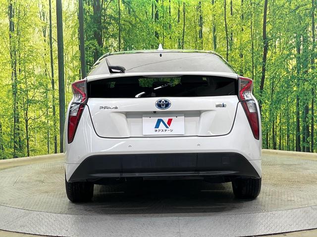 プリウス Ｓセーフティプラス　純正９型ナビ　バックカメラ　衝突被害軽減　レーダークルーズ　ヘッドアップディスプレイ　パーキングアシスト　禁煙車　ドラレコ　コーナーセンサー　スマートキー　ＥＴＣ　ＬＥＤヘッド　純正１５インチＡＷ（15枚目）