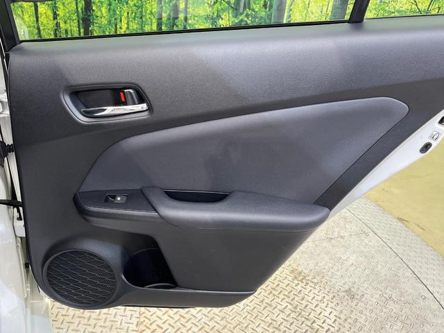 プリウス Ｓセーフティプラス　純正９型ナビ　バックカメラ　衝突被害軽減　レーダークルーズ　ヘッドアップディスプレイ　パーキングアシスト　禁煙車　ドラレコ　コーナーセンサー　スマートキー　ＥＴＣ　ＬＥＤヘッド　純正１５インチＡＷ（35枚目）