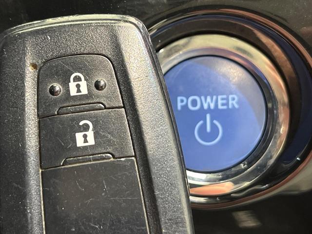 プリウス Ｓセーフティプラス　純正９型ナビ　バックカメラ　衝突被害軽減　レーダークルーズ　ヘッドアップディスプレイ　パーキングアシスト　禁煙車　ドラレコ　コーナーセンサー　スマートキー　ＥＴＣ　ＬＥＤヘッド　純正１５インチＡＷ（47枚目）