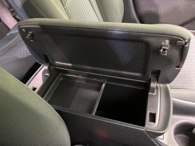 プリウス Ｓセーフティプラス　純正９型ナビ　バックカメラ　衝突被害軽減　レーダークルーズ　ヘッドアップディスプレイ　パーキングアシスト　禁煙車　ドラレコ　コーナーセンサー　スマートキー　ＥＴＣ　ＬＥＤヘッド　純正１５インチＡＷ（62枚目）