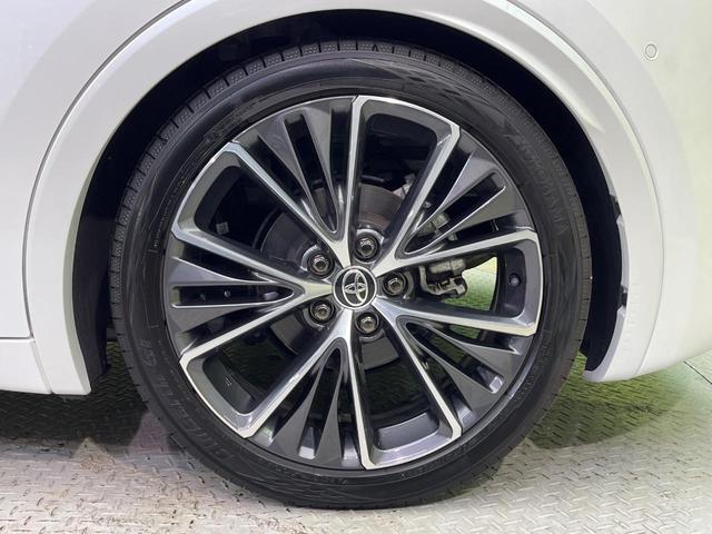プリウス Ｚ　４ＷＤ　寒冷地仕様　純正１２．３型ディスプレイ　赤黒合皮シート　全周囲カメラ　トヨタチームメイト　１５００Ｗ電源　デジタルインナーミラー　禁煙車　電動リアゲート　シートエアコン　前後ドラレコ（25枚目）