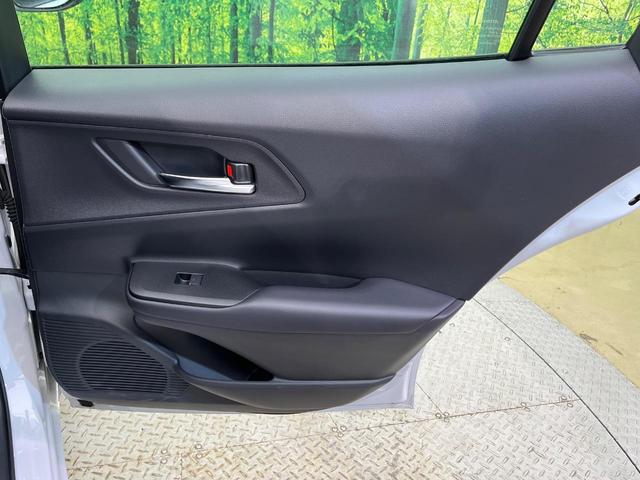 プリウス Ｚ　４ＷＤ　寒冷地仕様　純正１２．３型ディスプレイ　赤黒合皮シート　全周囲カメラ　トヨタチームメイト　１５００Ｗ電源　デジタルインナーミラー　禁煙車　電動リアゲート　シートエアコン　前後ドラレコ（37枚目）