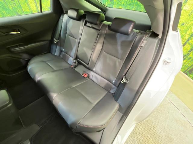 プリウス Ｚ　４ＷＤ　寒冷地仕様　純正１２．３型ディスプレイ　赤黒合皮シート　全周囲カメラ　トヨタチームメイト　１５００Ｗ電源　デジタルインナーミラー　禁煙車　電動リアゲート　シートエアコン　前後ドラレコ（44枚目）