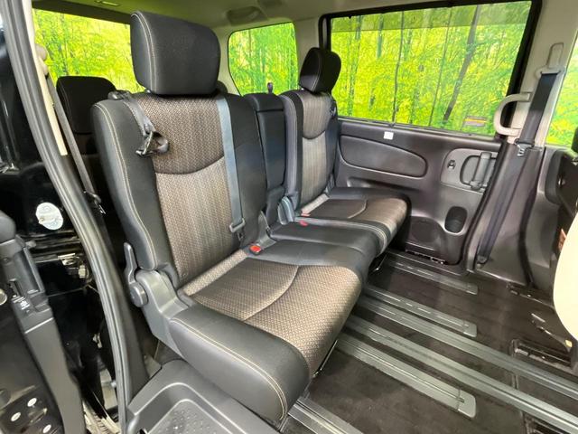 セレナ ハイウェイスター Vエアロモード+セーフティII 両側電動ドア 純正8型ナビ 全周囲カメラ 衝突被害軽減システム コーナーセンサー スマートキー LEDヘッド ビルトインETC クルコン 純正16インチアルミ 車線逸脱警報 オートライト(10枚目)