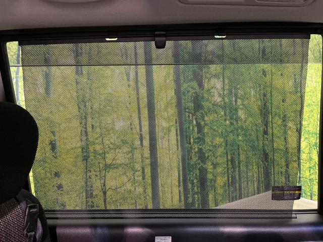 セレナ ハイウェイスター Vエアロモード+セーフティII 両側電動ドア 純正8型ナビ 全周囲カメラ 衝突被害軽減システム コーナーセンサー スマートキー LEDヘッド ビルトインETC クルコン 純正16インチアルミ 車線逸脱警報 オートライト(35枚目)