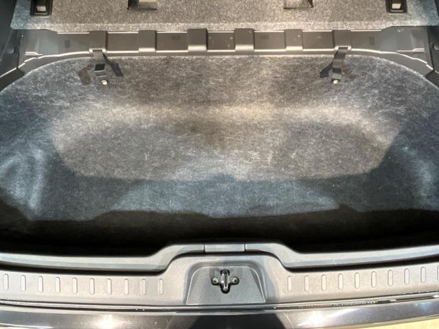 セレナ ハイウェイスター Vエアロモード+セーフティII 両側電動ドア 純正8型ナビ 全周囲カメラ 衝突被害軽減システム コーナーセンサー スマートキー LEDヘッド ビルトインETC クルコン 純正16インチアルミ 車線逸脱警報 オートライト(49枚目)