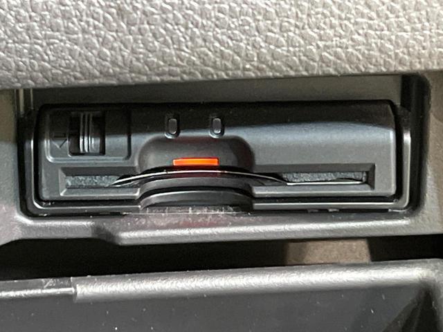 セレナ ハイウェイスター Vエアロモード+セーフティII 両側電動ドア 純正8型ナビ 全周囲カメラ 衝突被害軽減システム コーナーセンサー スマートキー LEDヘッド ビルトインETC クルコン 純正16インチアルミ 車線逸脱警報 オートライト(60枚目)