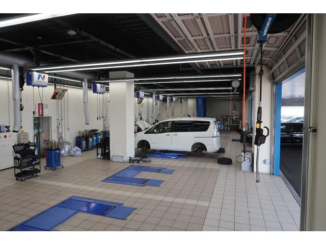 スペーシア ハイブリッドG 4WD SDナビ バックカメラ 衝突被害軽減 禁煙車 シートヒーター ドラレコ コーナーセンサー スマートキー LEDヘッド ETC オートハイビーム 車線逸脱警報 オートエアコン(79枚目)