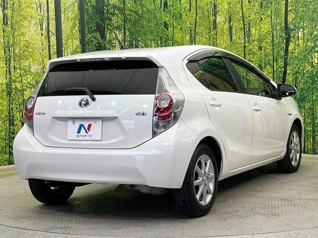 アクア G 純正ナビ 禁煙車 スマートキー HIDヘッド ETC 純正15インチアルミ オートライト オートエアコン スマートエントリーPKG Bluetooth CD DVD再生 フルセグ 電動格納ドアミラー(17枚目)