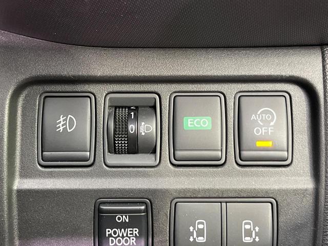 セレナ X 4WD SDナビ フルセグ 全周囲カメラ 両側電動ドア 禁煙車 スマートキー アイドリングストップ LEDヘッド コーナーセンサー ドラレコ クルコン 衝突被害軽減ブレーキ プライバシーガラス(31枚目)