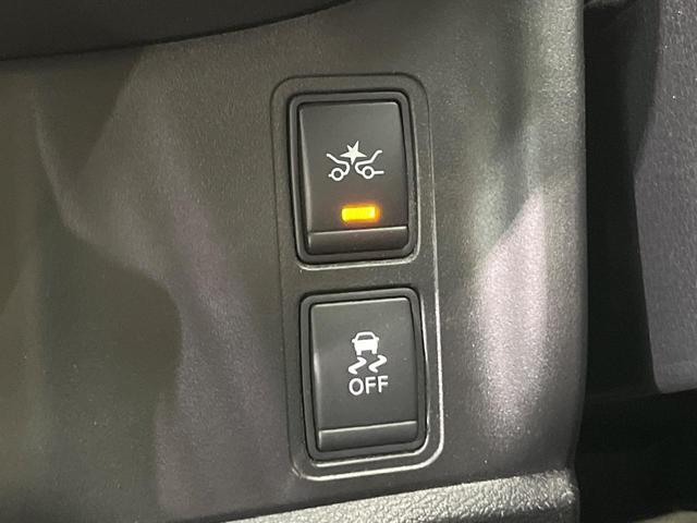 セレナ X 4WD SDナビ フルセグ 全周囲カメラ 両側電動ドア 禁煙車 スマートキー アイドリングストップ LEDヘッド コーナーセンサー ドラレコ クルコン 衝突被害軽減ブレーキ プライバシーガラス(36枚目)