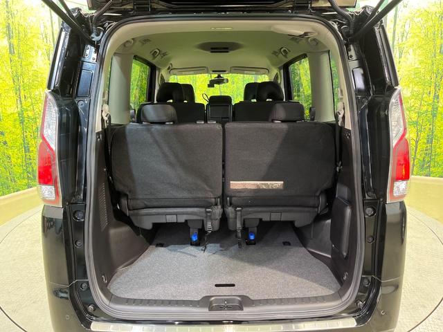 セレナ X 4WD SDナビ フルセグ 全周囲カメラ 両側電動ドア 禁煙車 スマートキー アイドリングストップ LEDヘッド コーナーセンサー ドラレコ クルコン 衝突被害軽減ブレーキ プライバシーガラス(52枚目)