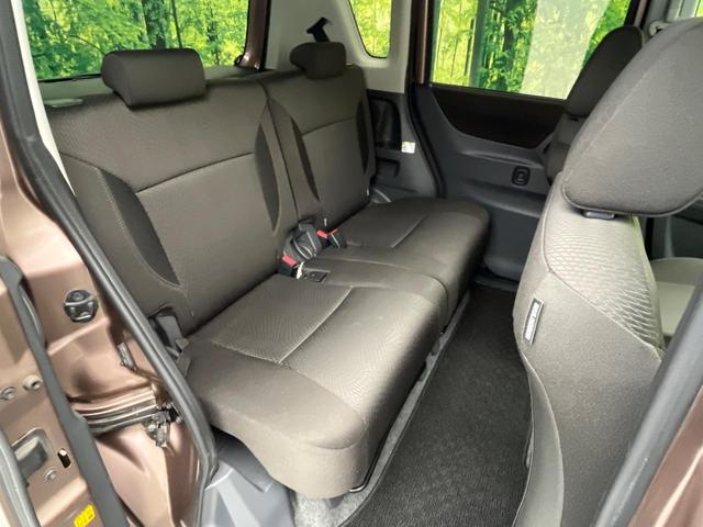 ソリオ Ｓ　禁煙車　ＳＤナビ　バックカメラ　スマートキー　両側電動スライド　ＥＴＣ　オートライト　オートエアコン　ＨＩＤヘッド　電動格納ミラー　シートヒーター（12枚目）