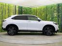 ｅ：ＨＥＶ　Ｚ　４ＷＤ　寒冷地仕様　ＳＤナビ　バックカメラ　衝突被害軽減システム　渋滞追従クルーズ　禁煙車　電動リアゲート　シートヒーター　コーナーセンサー　シーケンシャルウィンカー　　ＥＴＣ　オートハイビーム（29枚目）
