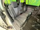 後部座席も気になるようなキズ・汚れやへたり等、大きなダメージはなく、良好な状態です。
