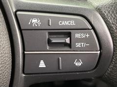 �ڥ����ץƥ��֥��롼������ȥ�����۹�®ƻϩ�Ǥ�Ĺ��Υ���Ԥ��ڤˡ�����ư��®�٤��ݤĥ��롼������ȥ����뤬�����ͷڸ������ƥ��Ϣ�Ȥ��������μ�ξ���Τ��Ƽִ֤��ݤĤ褦��®��Ĵ�ᤷ�Ƥ���ޤ����� 7