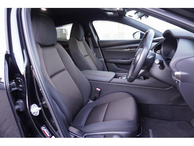 ＭＡＺＤＡ３ファストバック １５Ｓツーリング　ＡＣＣ　ヘッドアップＤ　前後ＰＤＣ（17枚目）